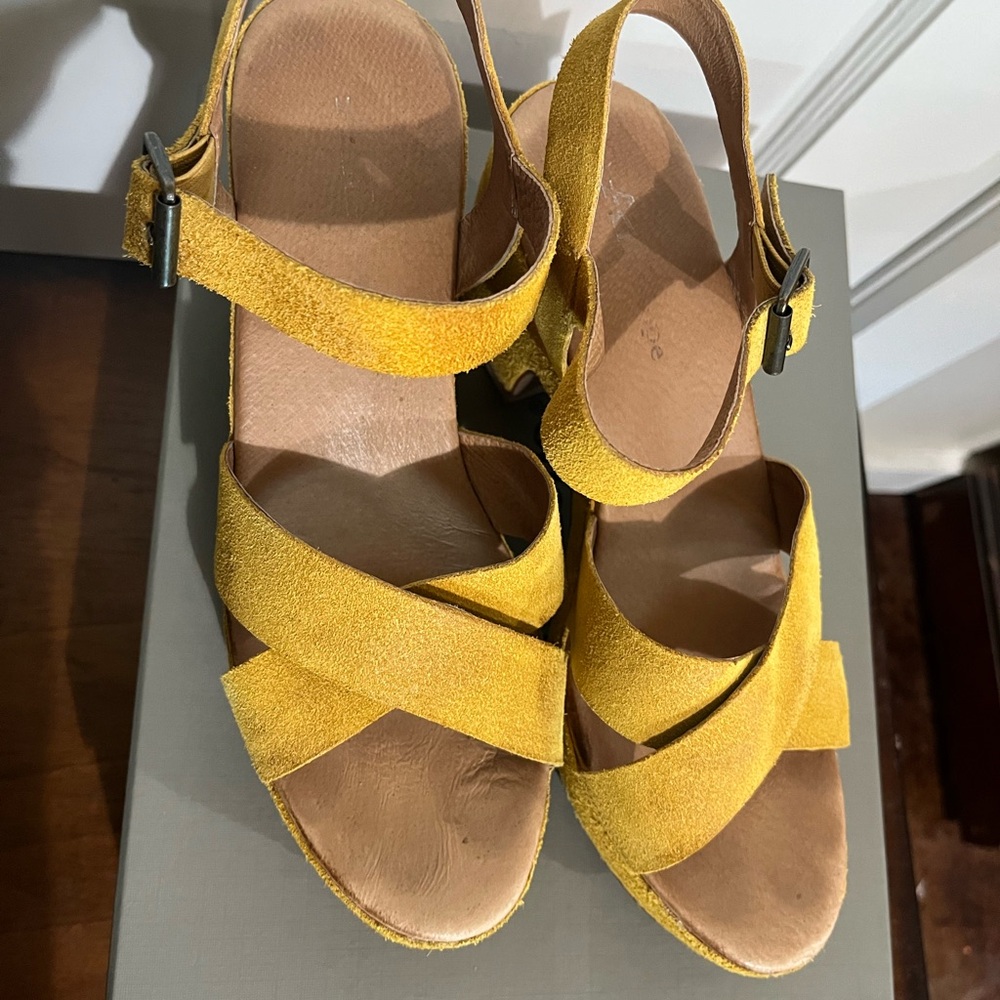 Antelope Mustard Suede Platform Sandals with Ankle Strap - Picture 3 of 9